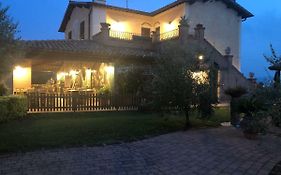 Casa in campagna a due passi dal mare