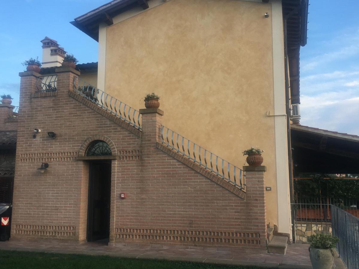 Casa in campagna a due passi dal mare Pisa Esterno foto