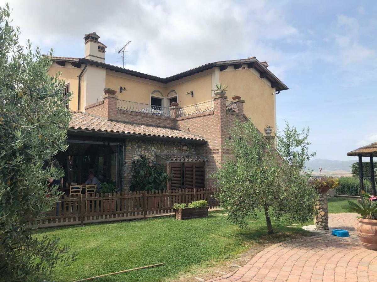 Casa in campagna a due passi dal mare Pisa Esterno foto