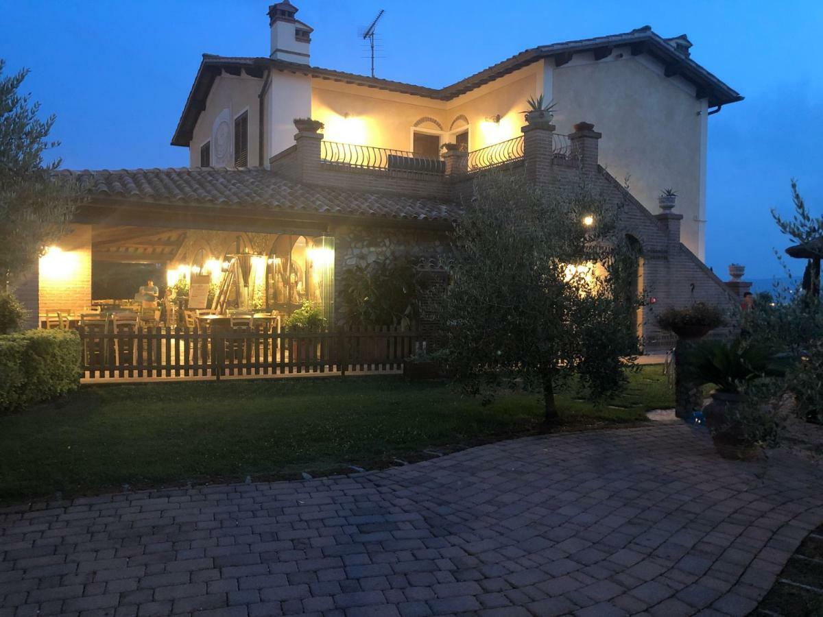 Casa in campagna a due passi dal mare Pisa Esterno foto
