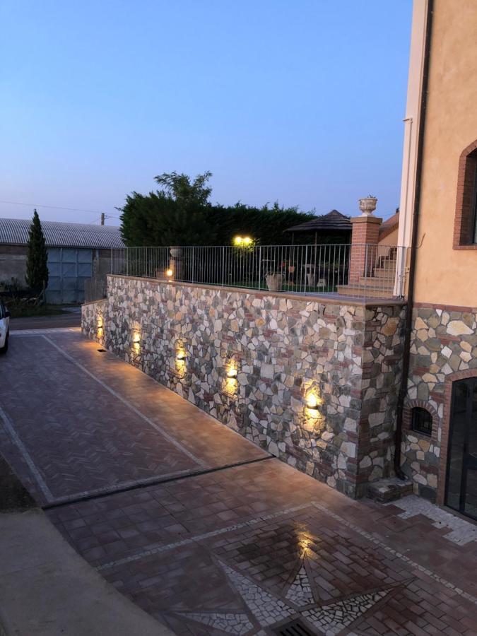 Casa in campagna a due passi dal mare Pisa Esterno foto