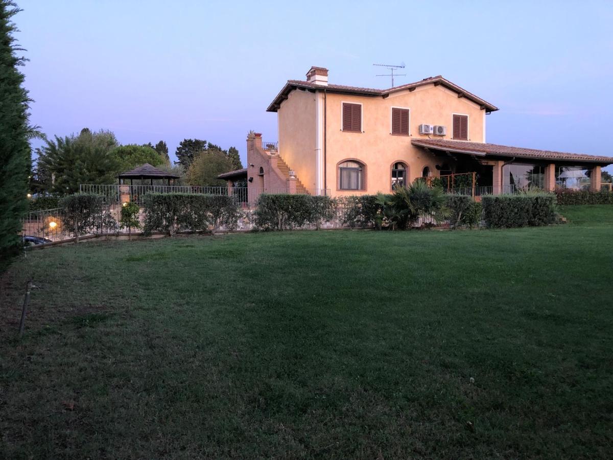 Casa in campagna a due passi dal mare Pisa Esterno foto