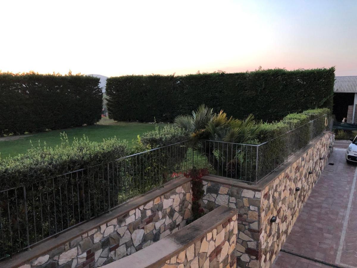 Casa in campagna a due passi dal mare Pisa Esterno foto